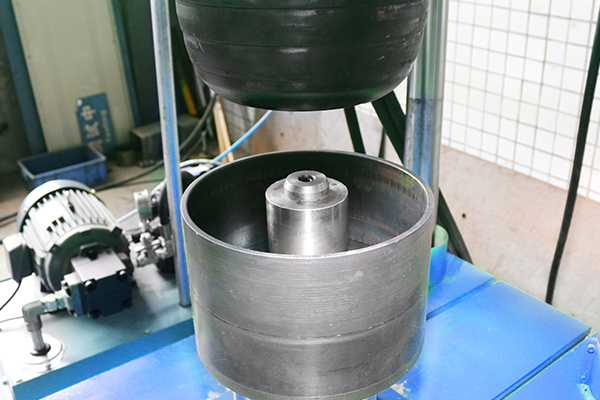 آلة لحام نقطة أوتوماتيكية للخاتم الداخلي مع توزيع سلك دقيق 10