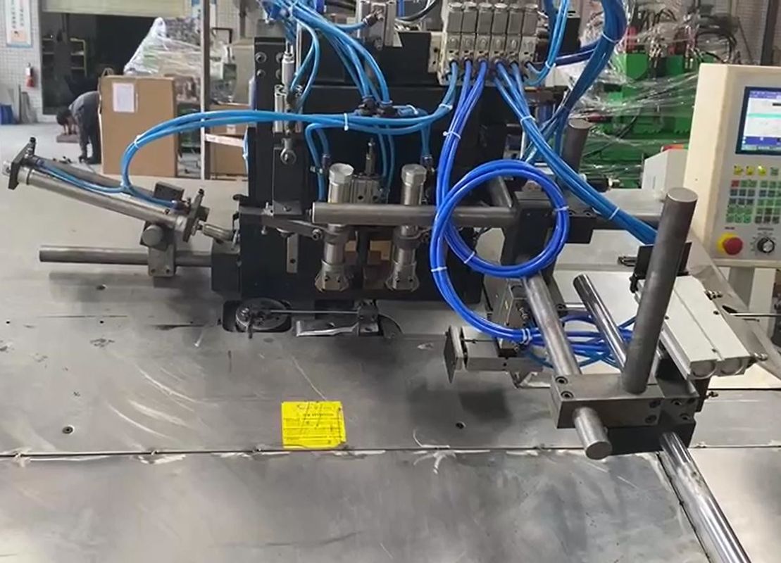 3 محور 2D CNC سلك للانحناء آلة للبيع آلة لحام مؤخرة المصنعين